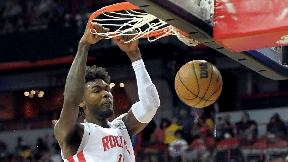 毫无疑问伊, 主帅乌度卡 毫无疑问伊, 主帅乌度卡