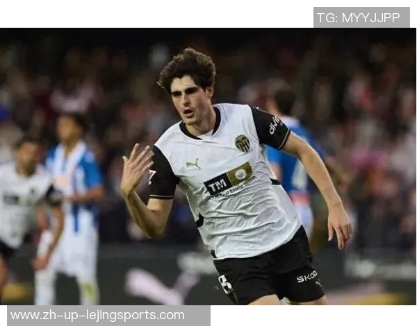 米体丨米兰再次派球探调查他